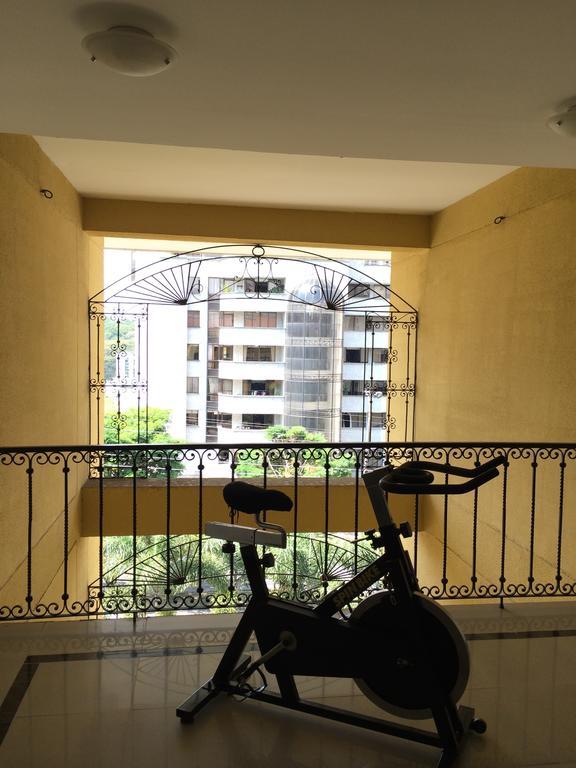 Hotel Pinares Plaza Pereira Exteriör bild
