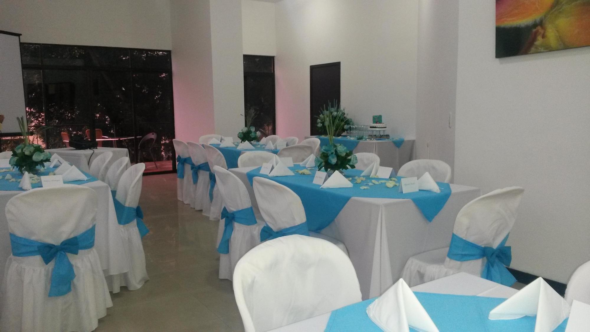 Hotel Pinares Plaza Pereira Exteriör bild