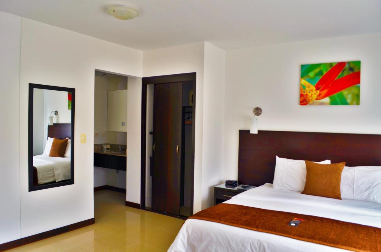 Hotel Pinares Plaza Pereira Rum bild